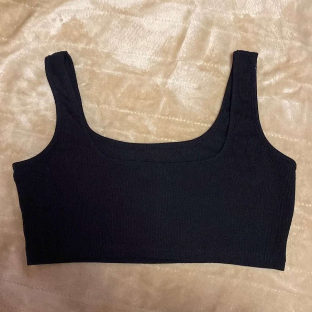 SHEIN Black Crop Top